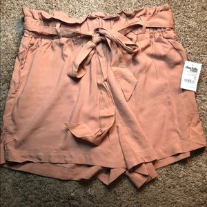 Women’s Charlotte Russe blush shorts